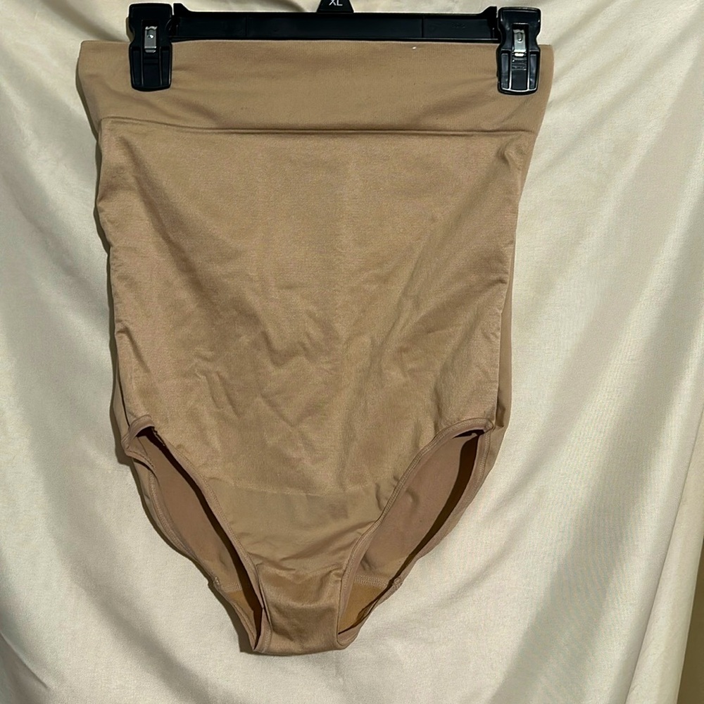 Cacique shape wear